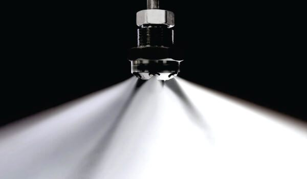 Agua nebulizada